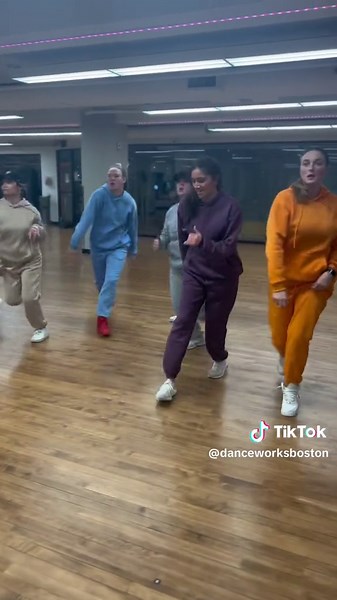 Exploring Hip Hop Munchkinland: A Dance Showcase