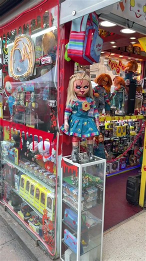 Chucky Store SLP: Nueva mercancía y accesorios de terror