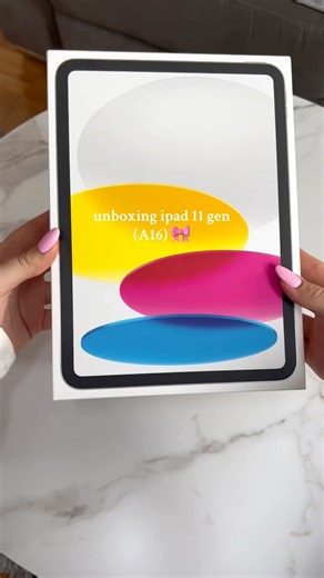 iPad A16 Silver (128GB) | A Closer Look at Apple’s New iPad