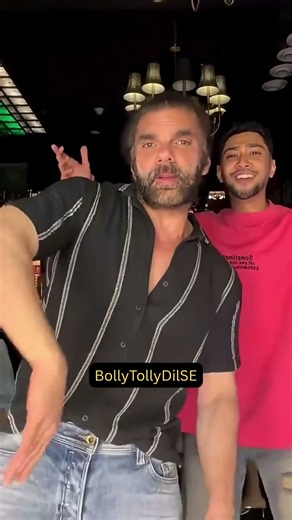WOW! 🤩 #sohailkhan Signature Dance With #zaiddarbar🔥🕺 #shorts #celebrity #party #bollywood