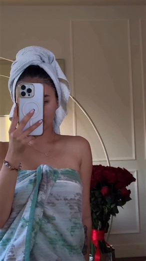 ♥️ This Revitalift Triple Power Serum combines Tri-Peptides, Hyaluronic Acid, and Vitamin C to target wrinkles, firmness, and radiance — all in one. It feels lightweight, absorbs fast, and leaves skin smooth and hydrated. ♥️ This Revitalift Moisturizer deeply hydrates and locks in the benefits of the serum. Skin feels firmer, softer, and looks more refreshed — perfect for both day and night use. @lorealparis #GiftedByLOrealParis #skincare #skincare | Anya Li