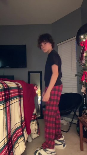 Anybody know what today is?? #fyp #viral #blowthisup #zyxcba #maddoxbatson #grwm #ootd #specialday