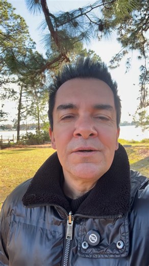 REGIS DANESE on Instagram: "Você conhece alguém assim? 🥲 🙏"