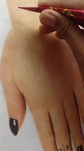 shani_mehandi_artist on Instagram: "Simple mehandi design | mehandi ka design | Hath ki mehandi design | back hand design | mehandi design | mehandi design new| Henna design new | bridal mehandi design | Arabic mehandi design . . . . #mehandi #virelreels❤️❤️ #bridelmehandidesign #2025 #mehandiforbride❤️💗😘😍"