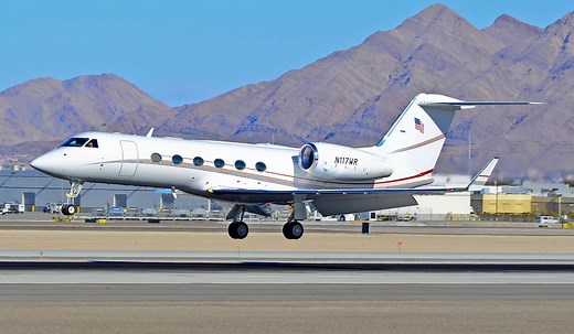 Gulfstream G350 - History, Technical Data & Photos - Aero Corner
