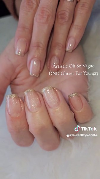 Looking for simple spring break nails with a little sparkle? Here's 3 of my favorites 💅❤️ @dndgel @Artistic Nail Design #springbreak #springbreaknails #sparklenails #shimmernails #chromenails #pinknails #goldnails #fypnails #fyp