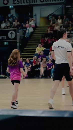 We are looking for someone to emulate our two amazing previous Ball Carriers, and have the honour of presenting the match ball during our HUGE Preliminary Final Clash against @thundernetball ⚡️🏐 Interested? 👀 Head to the link in our bio! ⬆️⬆️⬆️ | Loughborough Lightning