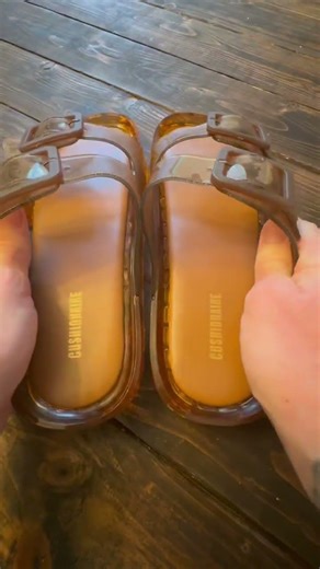 CUSHIONAIRE Pool Slides For Women Waterproof Double Buckle Adjustable Slip-On Review