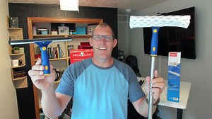 Watch What's in the Box? Ittaho Window Cleaning Kit with Squeegee on Amazon Live