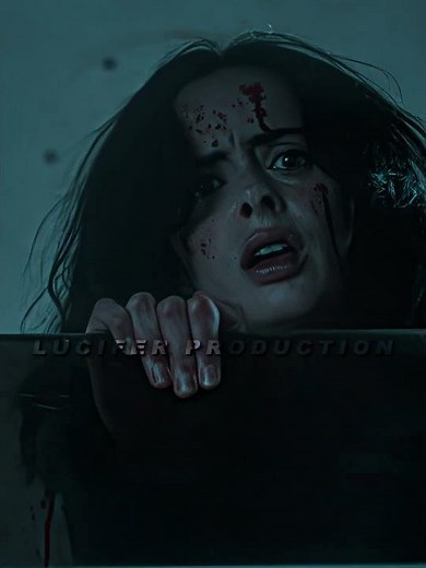 Trish kills Jessica's mother (French version) | Jessica Jones #shorts