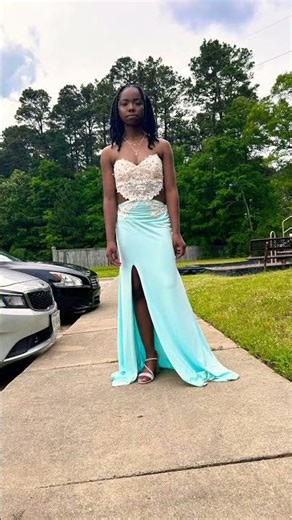 My little sister first prom🥺