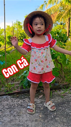 Jenny Sings the Song "The Fish" #jennyfamily #song #shorts