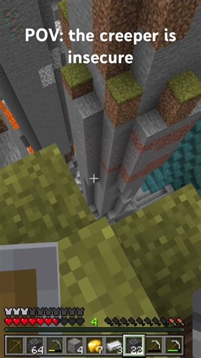 This creeper is a little shy buddy #viral #funny #minecraft #creeper #minecraftcreeper