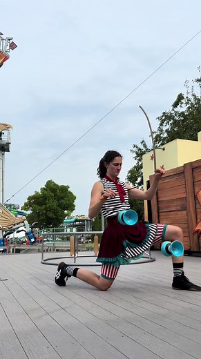 Sequence [}{] [}{] #circus #diabolo #circuslife #sequence #juggler #fyp #seabreeze #hautvol