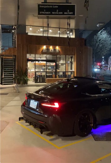 STREAMER COFFEEで楽しむ特別なカフェ体験