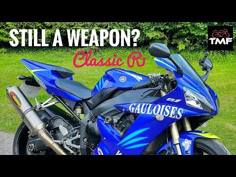 2004 Yamaha R1 - Classic Review