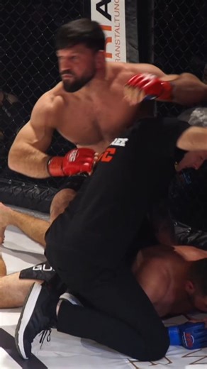 A new gangster in MMA, the beginning of Beka Ghviniashvili's great story 🚀🇬🇪🔥 | IFC Global