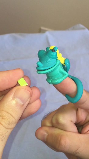 My Pet Chameleon #chameleon #toy #funny | ToonDesk