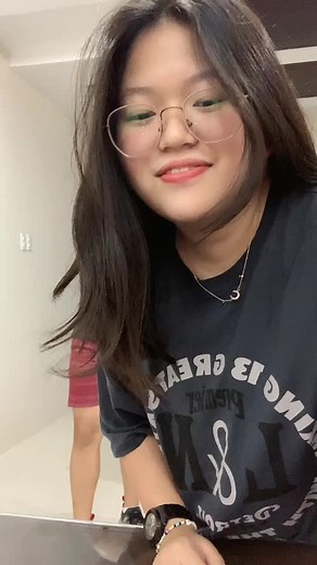 Coordinated Hand-Clapping Routine at Home