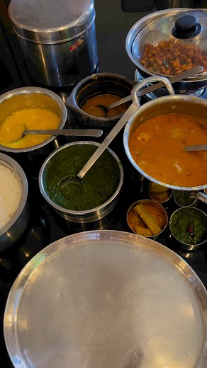 Breakfast was smashing. I tried doing voice overs, somehow I just couldn’t figure out what to say for 1 whole minute ! And I don’t do prepared scripts. Menu today- chow chow ( chayote squash) and drum sticks sambar ( arachuvittu), rasam, Keerai masiyal ( husband’s favourite) and vazhakkai muru muru ( big hit always, recipe on the website). Loads to do today. Will get going. A parry’s trip. Mythili has asked for kadais and Karandis. I buy from ethirajulu. And some grinding machinery guy is to be 