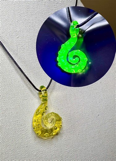 Lampwork Glass Octopus Tentacle Pendant: Uranium Glass Necklace - Etsy