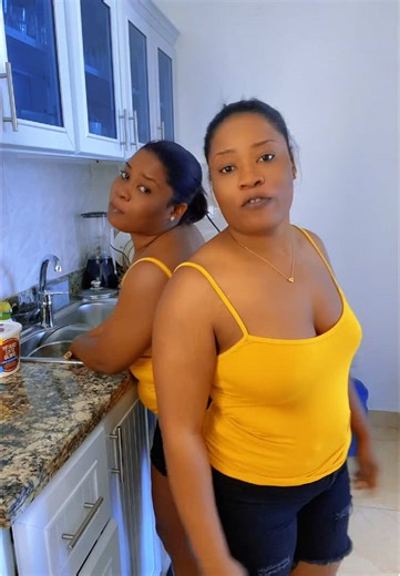 🤣🤣🤣@Twinphas 10 #twinphas #besttwinnintheworld🌎💕🔥🥳😊👑🚨🥳❤️ #love #lifestyle #videoviral #treanding #haitiantiktok🇭🇹 #foryoupage #foryoupage #fyp #trendingvideo #mars2025 #youtubers #manjelakay #haitiantiktok