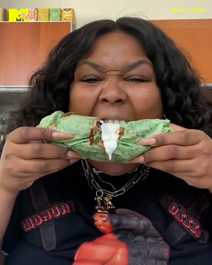 5.3M views · 18K reactions | Lizzo just confirmed the correct way to eat a burrito and my whole life's been a lie  | MTV UK | Facebook