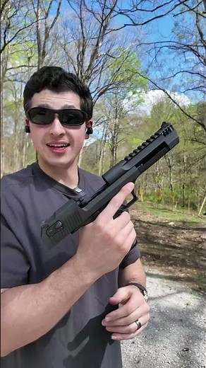 Shooting the Magnum Research Desert Eagle in .44 Magnum