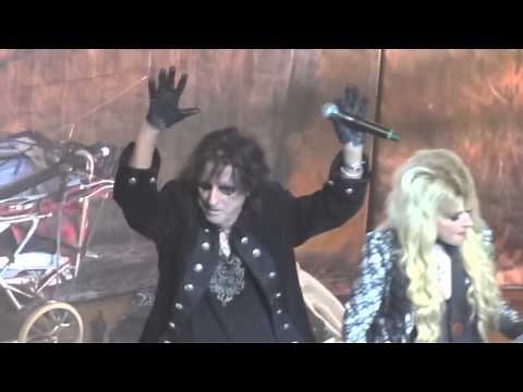 Alice Cooper & Orianthi - Poison live (feat. Johnny Depp).
