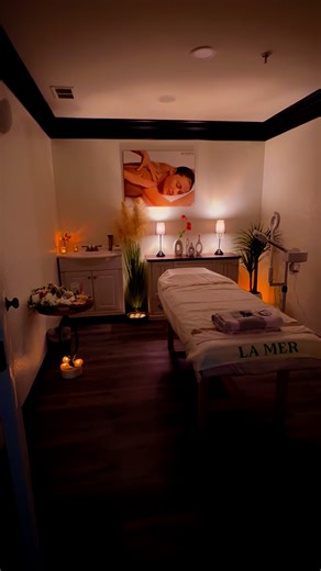 1.2K views · 117 reactions | __ Come and experience our most popular service—full Body Scrub ! This luxurious treatment deeply cleanses and leaves your skin feeling fresh, silky, and buttery smooth 淪‍♀️— Each time you come, we create a unique and beautiful experience just for you ❤️❤️ #bodyscrub | Aileen Nguyen | Facebook