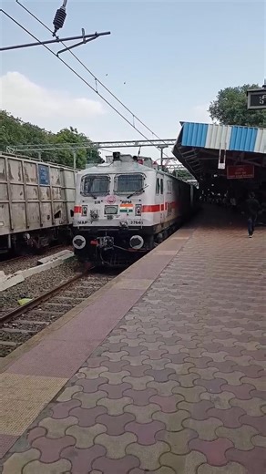 WAP 7 of RPM loco shed with Trivandrum central Mumbai LTT express. #wap7 #wap7horn #wap7locomotive