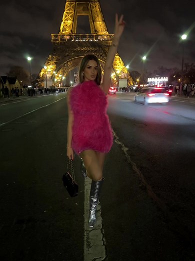 When in paris 💘🎀🦩💄💖💕 #paris #fashion