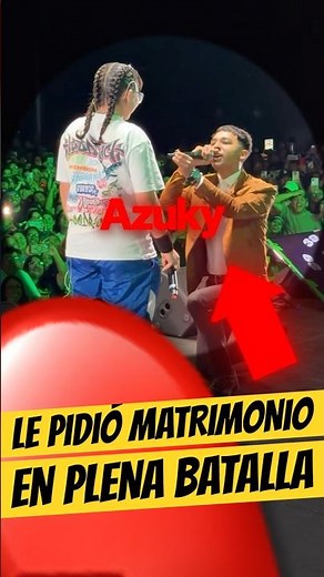 He proposed to Azuki in the middle of the battle! 😳 #Azuky #Azuki #fmsmexico #rapbattles