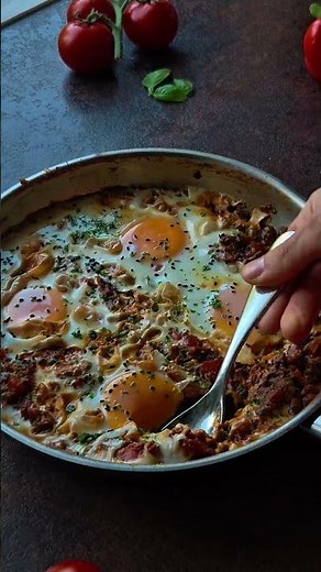 Shakshuka😍🍳 Rezept in der Beschreibung!