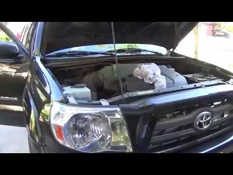 Changing the Engine Air Filter in a 2005-2015 Toyota Tacoma