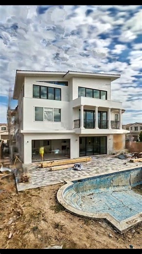 Ultimate Backyard Makeover! 🏊‍♂️ #shorts #backyarddesign #swimmingpool #homerenovation #diy