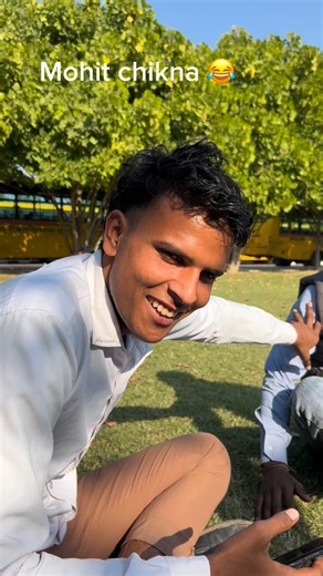 Dhruv Tyagi on Instagram: "Mohit chakka 😂"