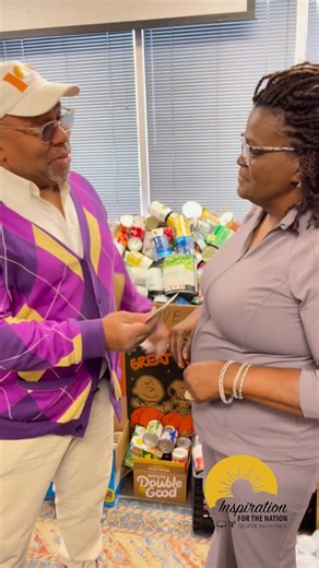 In the season of giving, moments like this remind us what community really means. Grateful for the people who show up, serve, and pour into others every day. Wishing everyone a warm and peaceful Thanksgiving weekend! 🤲🏾💛 | Inspiration for the Nation George Kilpatrick