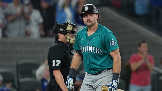 Double plays and errors send Mariners to first Game 7 still seeking their World Series debut