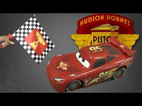 Disney Cars Flag Finish Lightning McQueen from Mattel