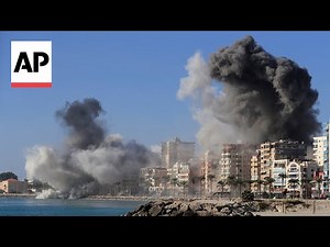 Video captures Israeli airstrikes in Tyre, Lebanon