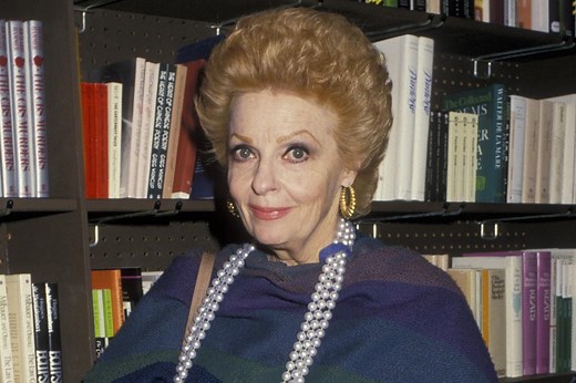 Carole Cook, Grandma Helen in ‘Sixteen Candles,’ Dead at 98