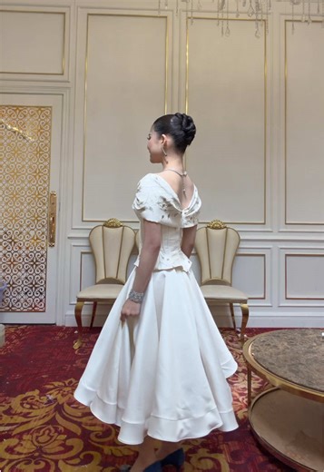 Stunning Dress Transition: Becoming a Living Doll