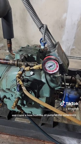 We quickly dive into how to pumpdown a semi-hermetic compressor on a supermarket refrigeration rack! Follow for more! #fyp #hvac #refrigeration #hvacr #hvactech #service #compressor #oil #hvacschool #badtxv #diy #tradeschool