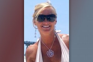 An Alabama Woman Was Shot Dead In Her Driveway. Who Pulled The Trigger? | Oxygen