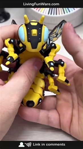 🚀 Mecha Bee Deploying — Light Up Your Desktop Universe