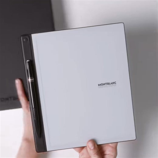 📖✨ Read Smarter, Not Harder! — 7” Crisp E-Paper Display 🖤⚪ 📚 Ultra-light | Eye-friendly | Long Battery Life 🔋 📝 Take Notes | Read Books | Boost Productivity 🚀 🌍 Carry 1,000 Books in Your Pocket! 🎒 🔒 Distraction-free, Pure Reading Bliss 💭 | Nextrofy Hubb