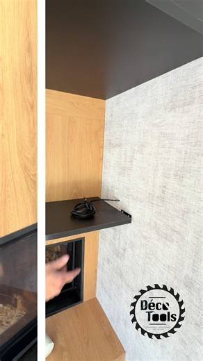 Installer une étagère d'angle avec fixations invisibles