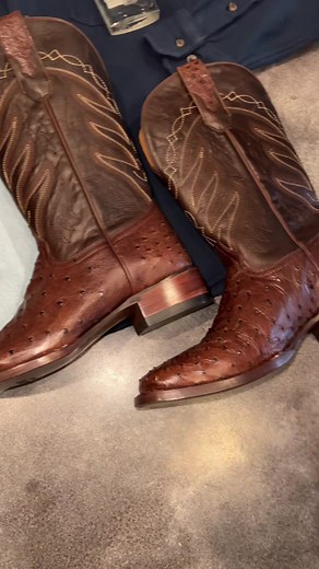 Southern Gentleman Style for Dive Bar Outings