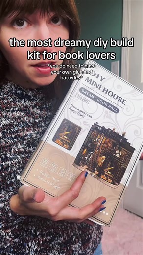 Gorgeous DIY Kit for Book Lovers: Create Your Own Library
